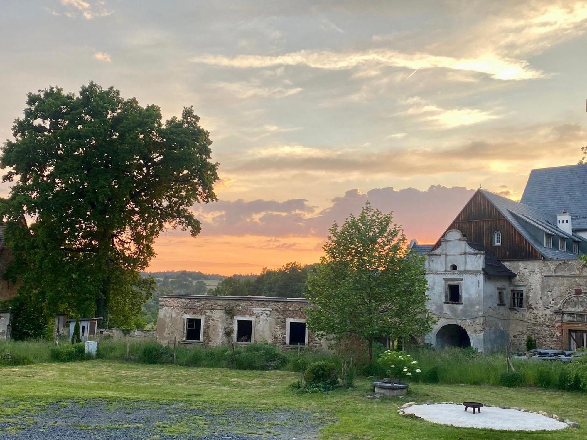 Maciejowiec Castle Hill Apartment I Eksteriør billede